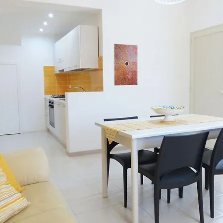 Siciliacasevacanze - Venere * Marina di Ragusa